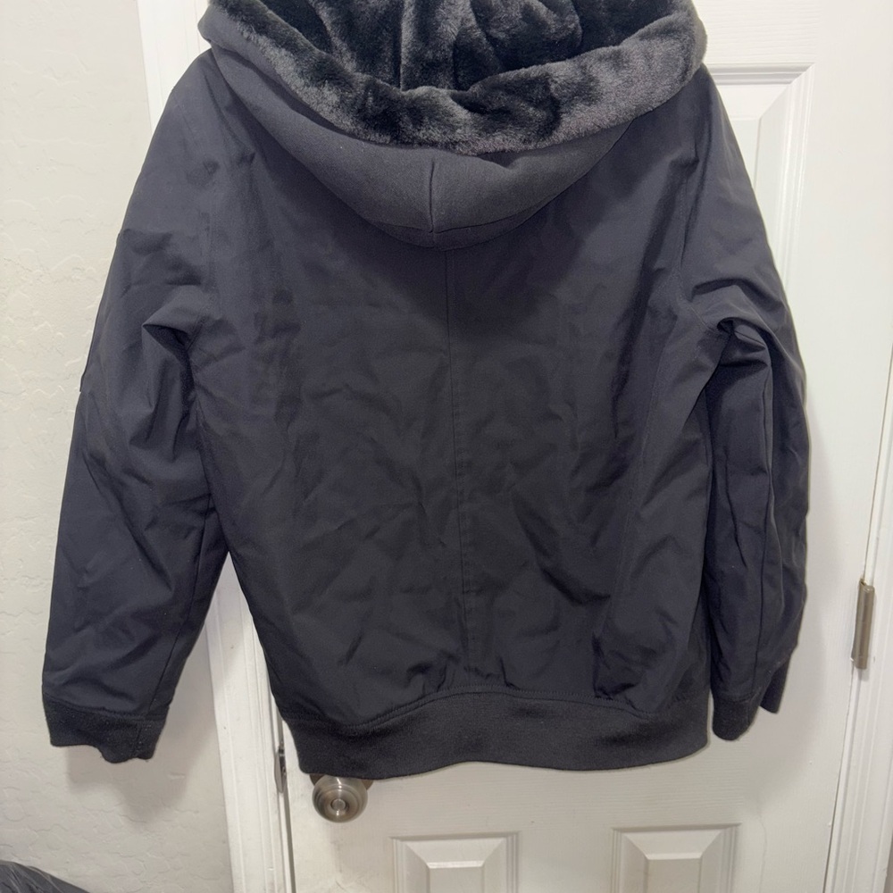 *Black Jacket - Picture 3 of 5